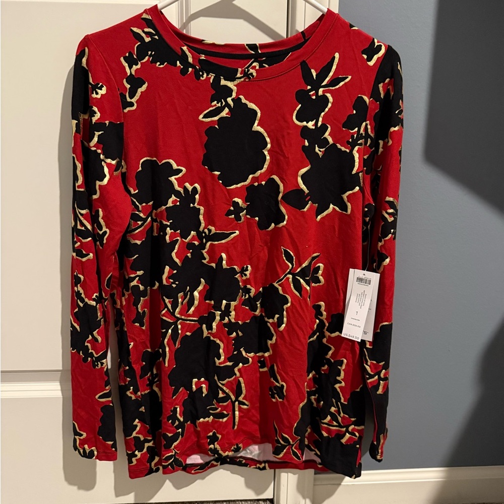 BRAND NEW!! Chico’s Floral Red and Black Women's Top